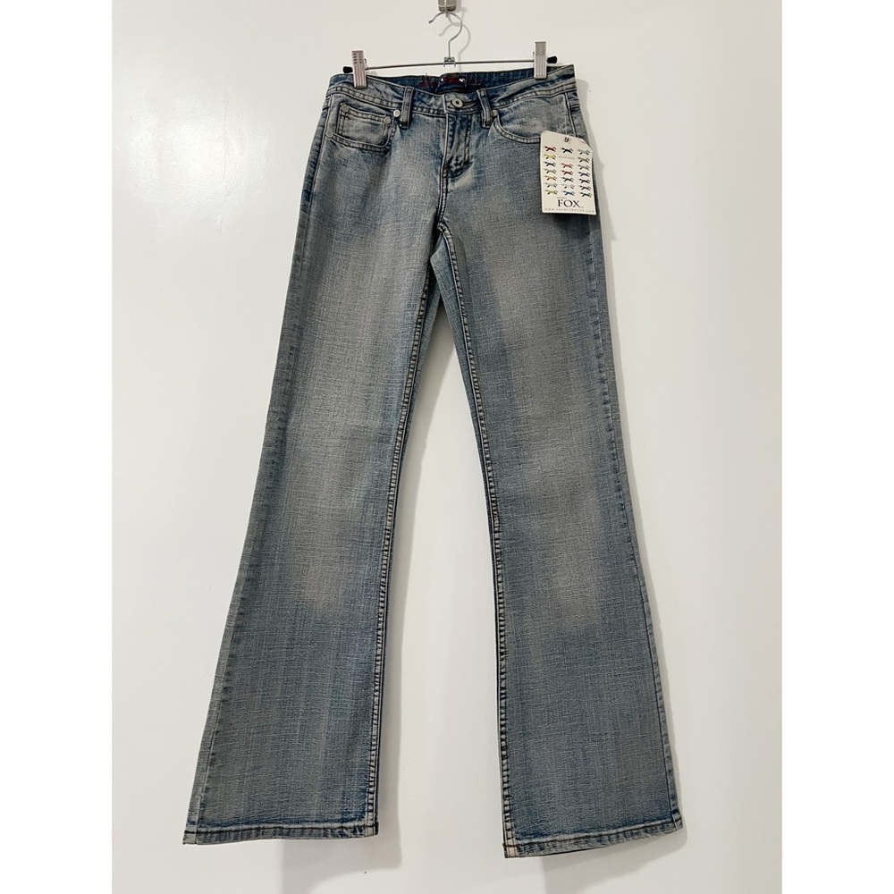 The Retro FOX Y2K Vintage Low Rise Lightwash Flare Jeans Size 3/4